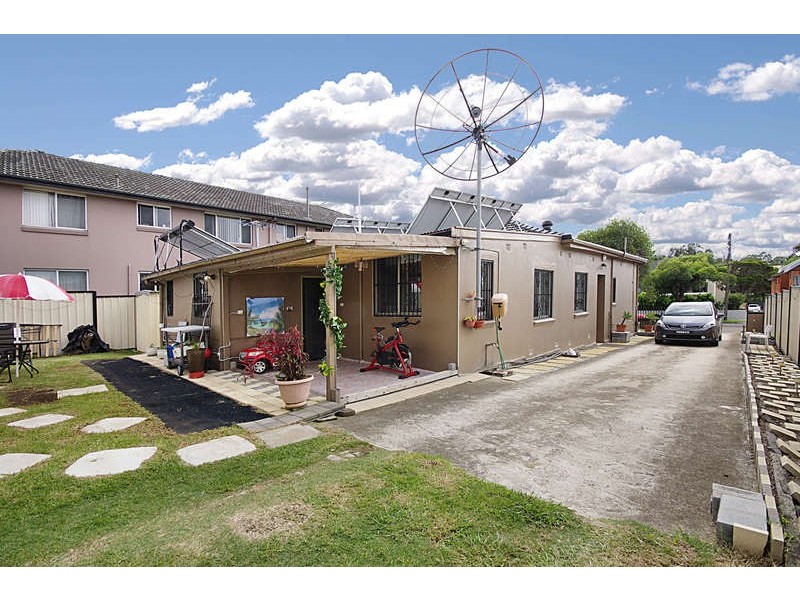 9 Renown Avenue, Wiley Park NSW 2195