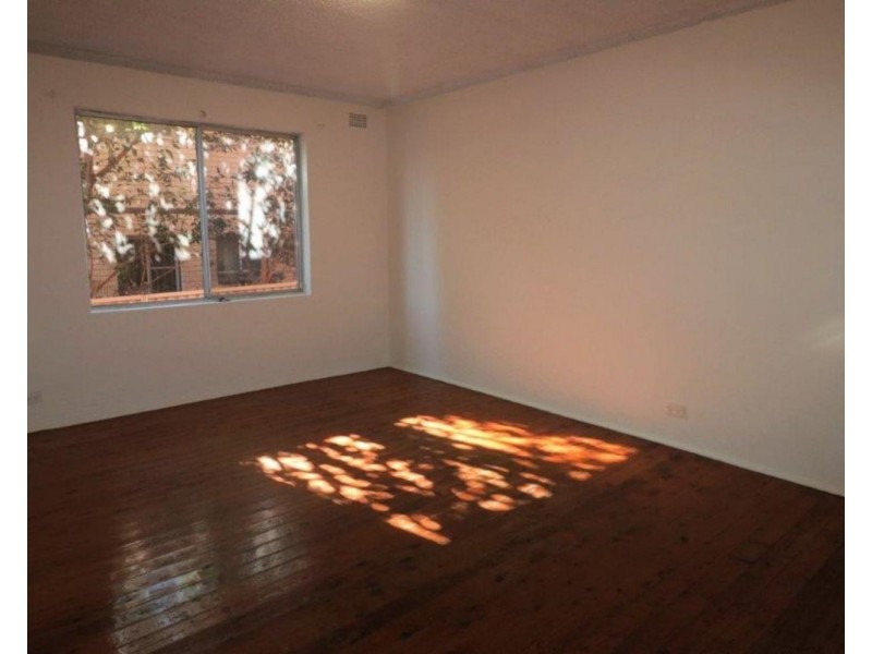 4/20 Willeroo Street, Lakemba NSW 2195