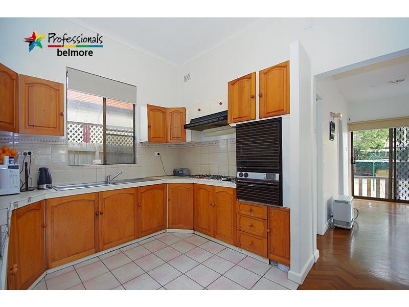 72 Seymour Parade, Belfield NSW 2191