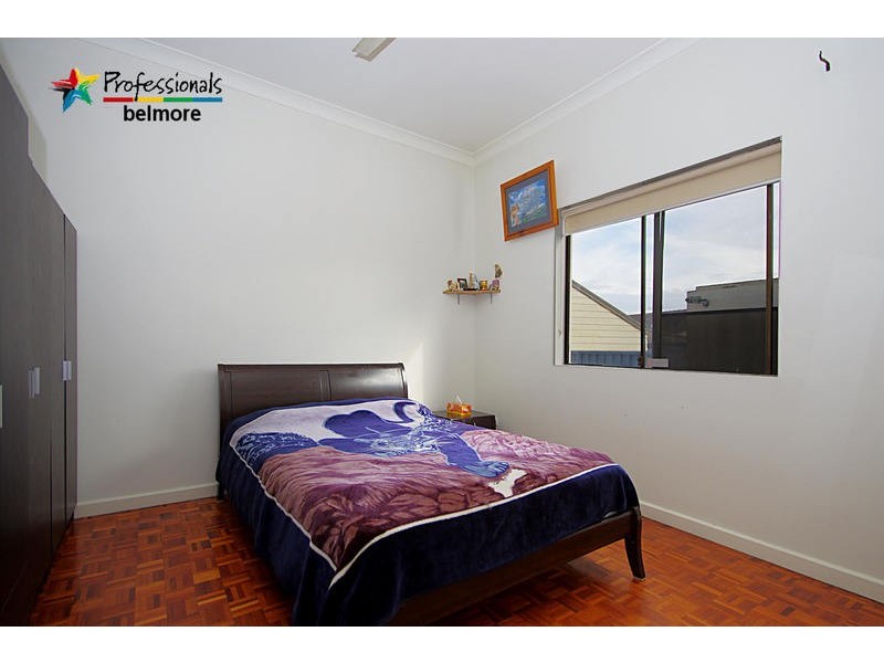 72 Seymour Parade, Belfield NSW 2191