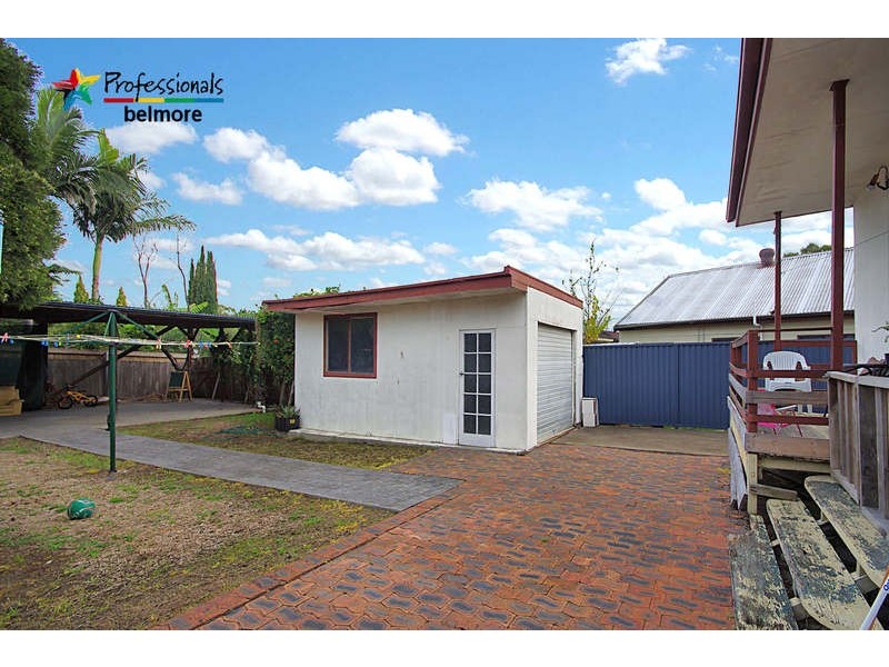 72 Seymour Parade, Belfield NSW 2191