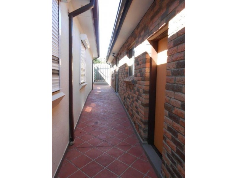 26 GF Leylands Parade, Belmore NSW 2192