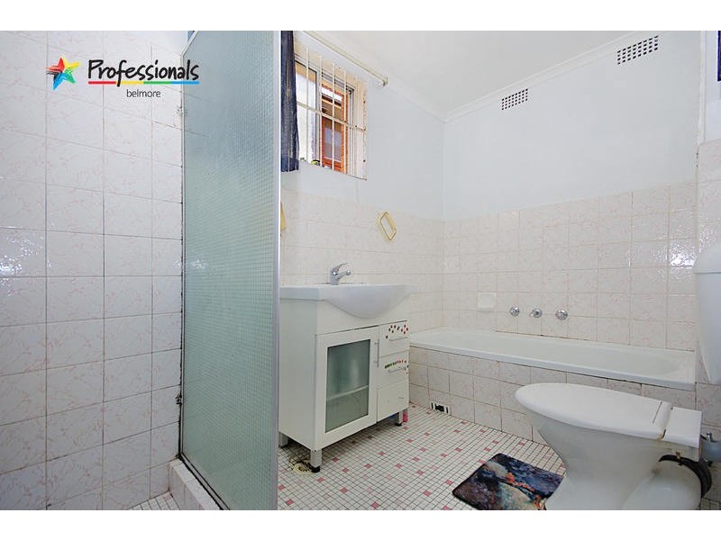 3/1-3 Myers Street, Roselands NSW 2196