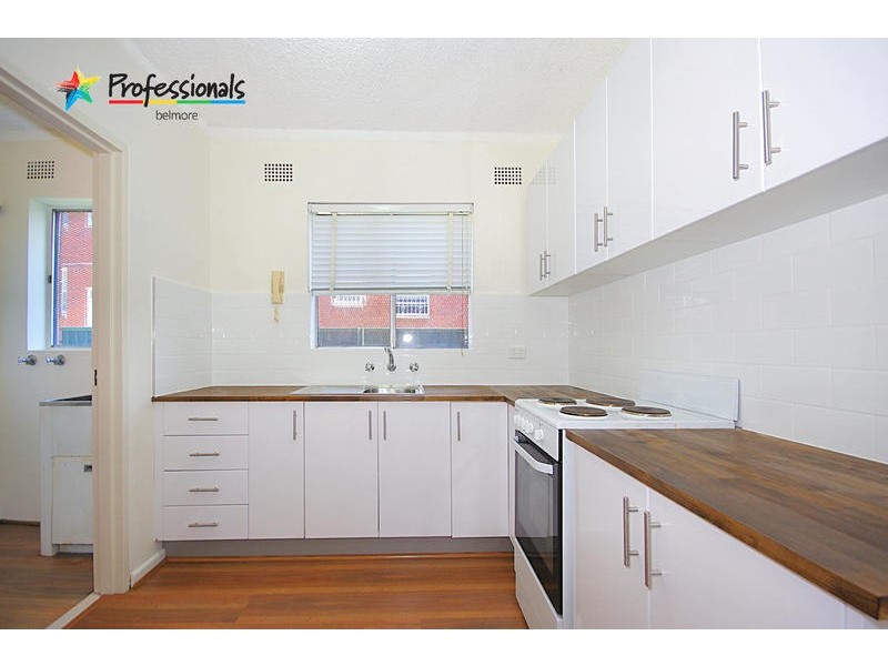 1/100 Leylands Parade, Belmore NSW 2192