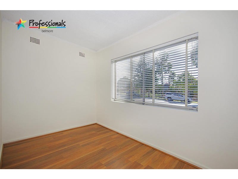 1/100 Leylands Parade, Belmore NSW 2192