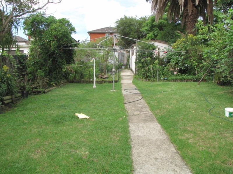 31 Wangee Road, Lakemba NSW 2195