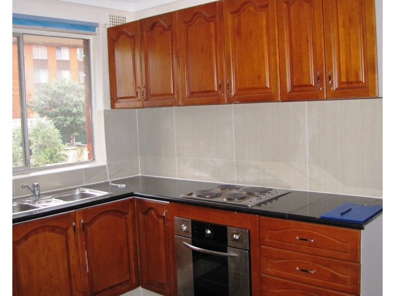 6/11 Phillip Street, Roselands NSW 2196