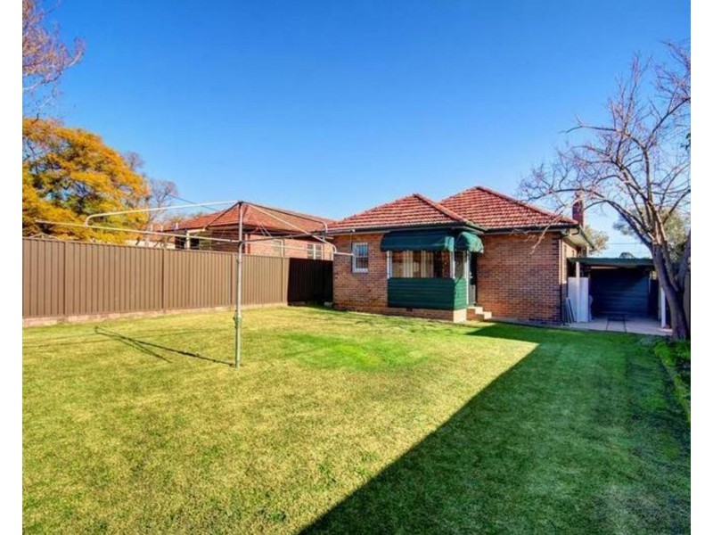 29 Cleary Avenue, Belmore NSW 2192