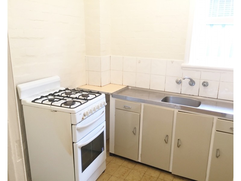 2/68 Sproule Street, Lakemba NSW 2195