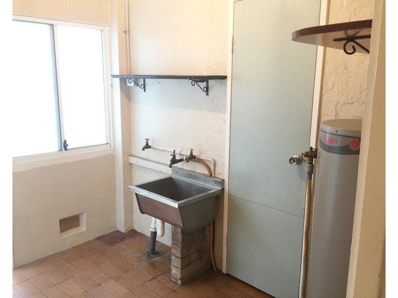 2/68 Sproule Street, Lakemba NSW 2195