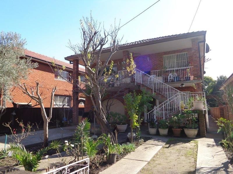 2/67 Campsie Street, Campsie NSW 2194