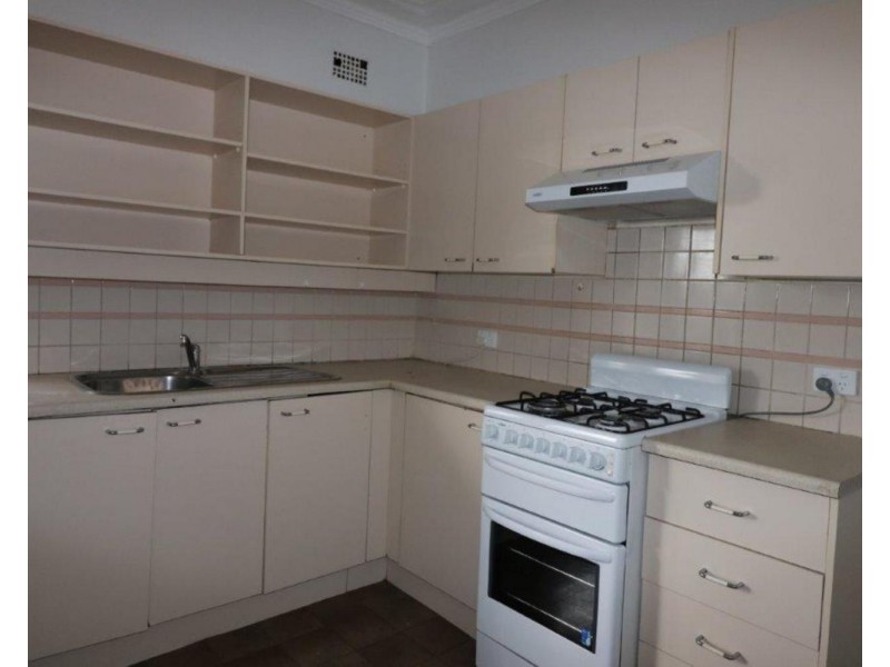 8/24 Yerrick Road, Lakemba NSW 2195