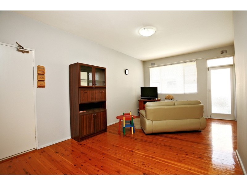 1/3 Hugh Street, Belmore NSW 2192