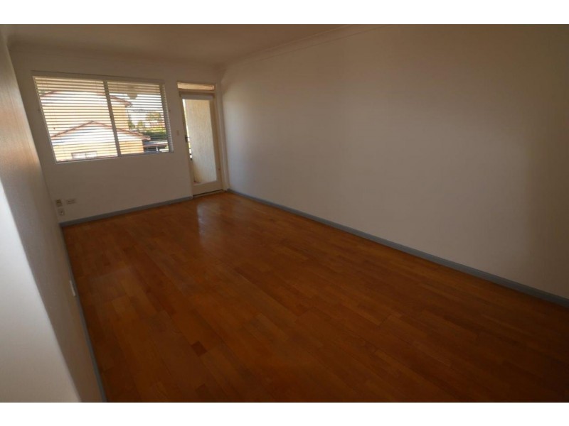 8/110 Leylands Parade, Belmore NSW 2192