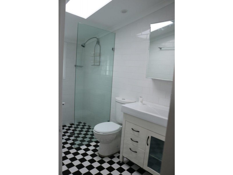 8 Bennett Street, Newtown NSW 2042