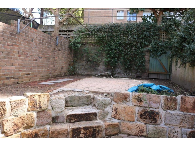 8 Bennett Street, Newtown NSW 2042