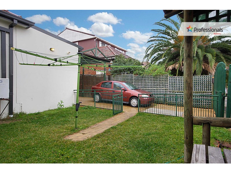 2 Pearl Avenue, Belmore NSW 2192