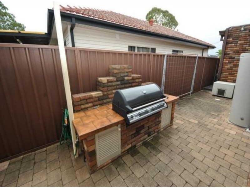 154 Woods Road, Yagoona NSW 2199