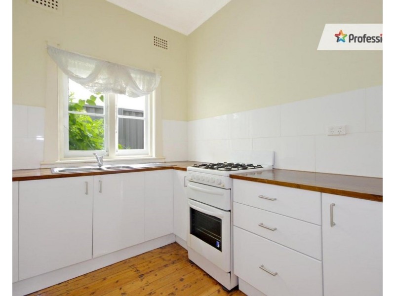 10 Allan Avenue, Belmore NSW 2192