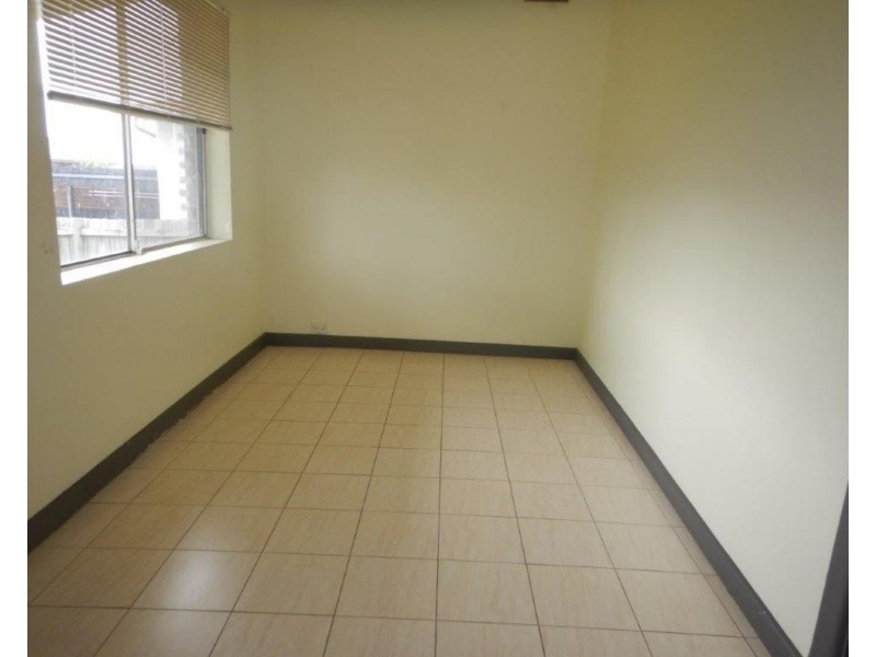 33 Yangoora Road, Belmore NSW 2192