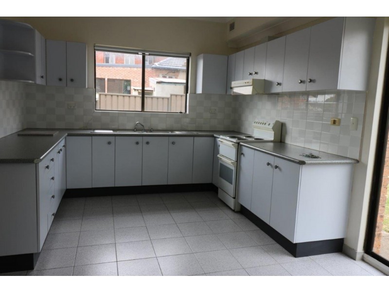 4/32 Gillies Street, Lakemba NSW 2195