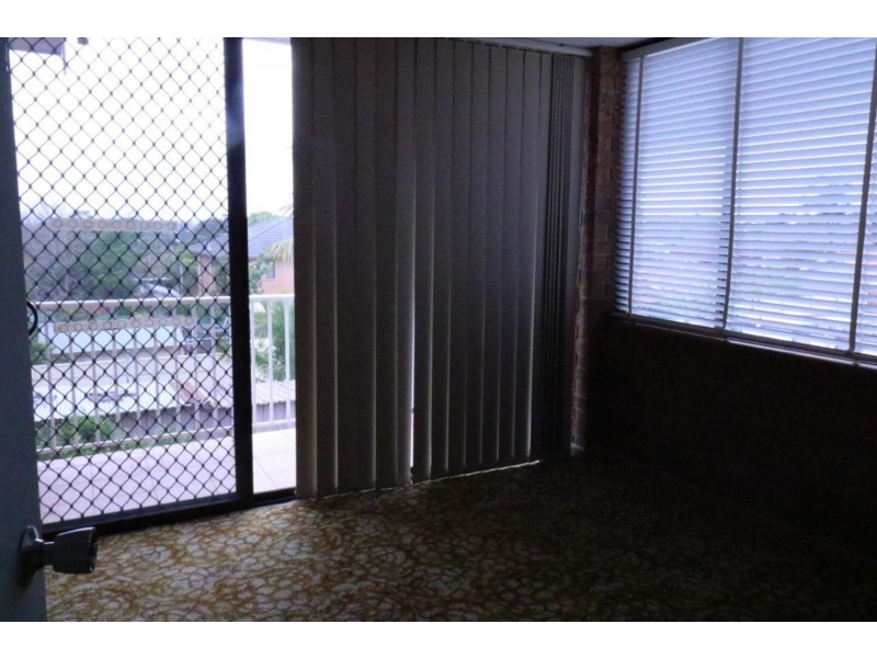 4/32 Gillies Street, Lakemba NSW 2195