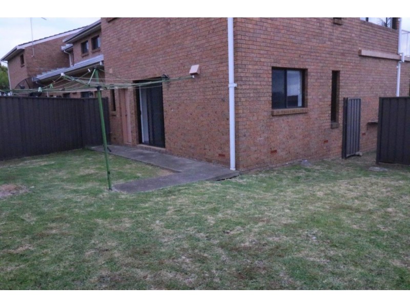 4/32 Gillies Street, Lakemba NSW 2195