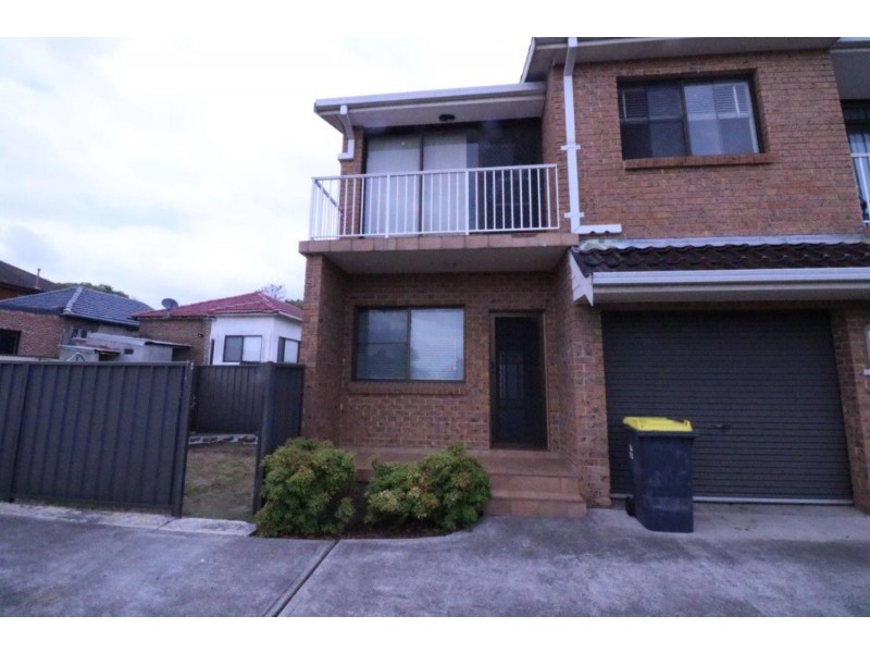 4/32 Gillies Street, Lakemba NSW 2195