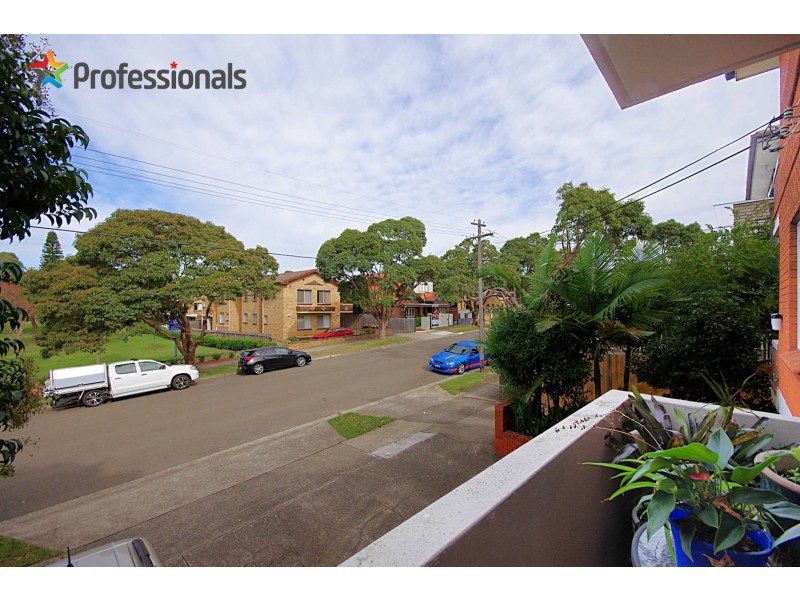 2/49 Knox Street, Belmore NSW 2192