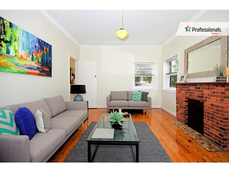 8 Pacific Street, Kingsgrove NSW 2208