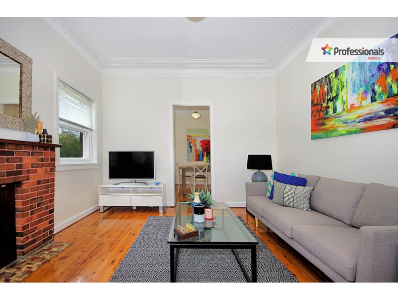 8 Pacific Street, Kingsgrove NSW 2208