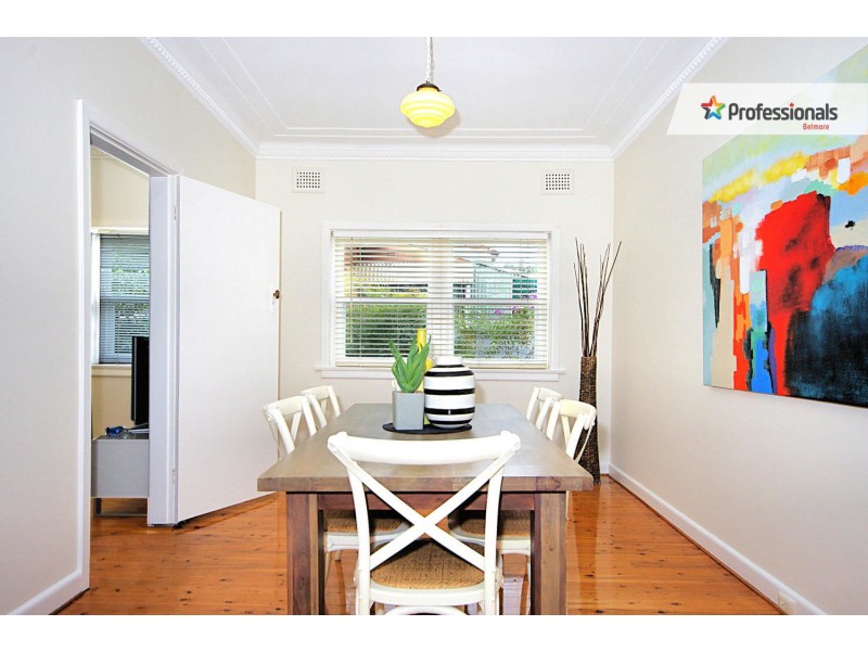 8 Pacific Street, Kingsgrove NSW 2208