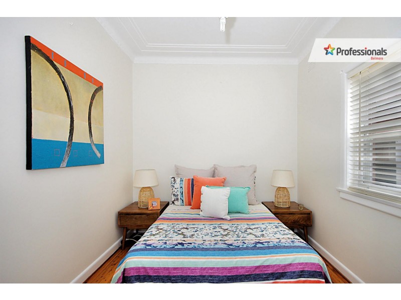 8 Pacific Street, Kingsgrove NSW 2208