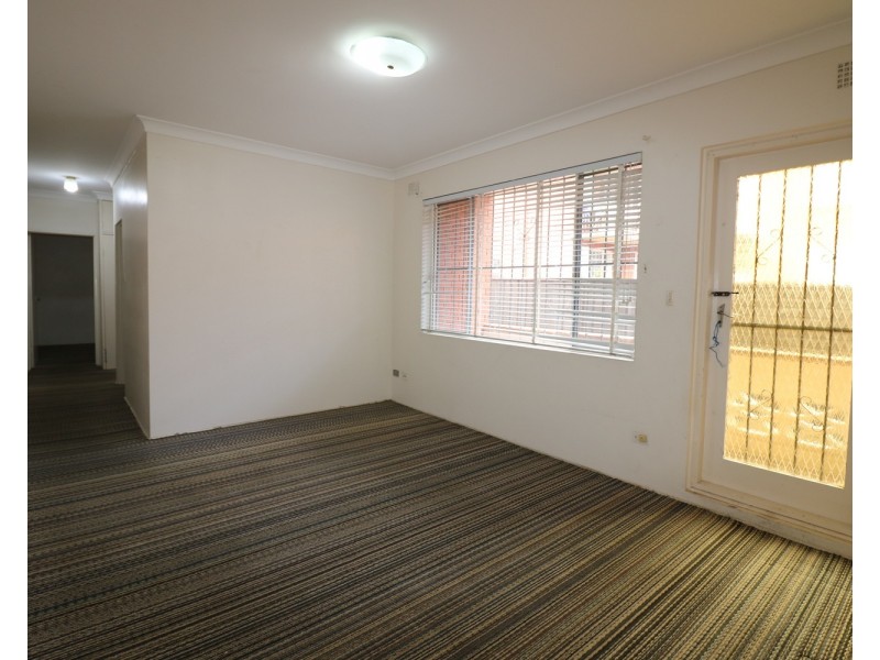 2/64 Amy Street, Campsie NSW 2194