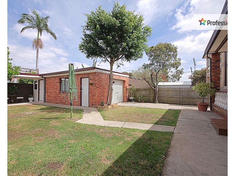 7 Tudor Street, Belmore NSW 2192