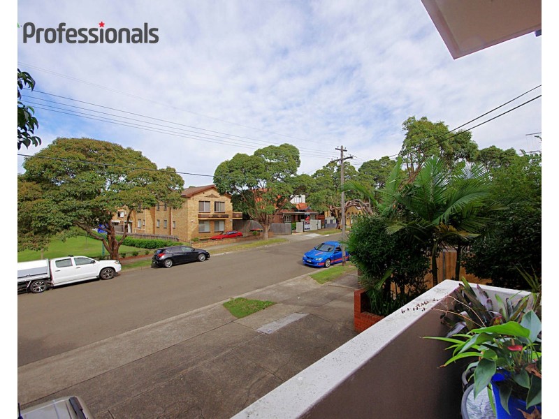 2/49 Knox Street, Belmore NSW 2192