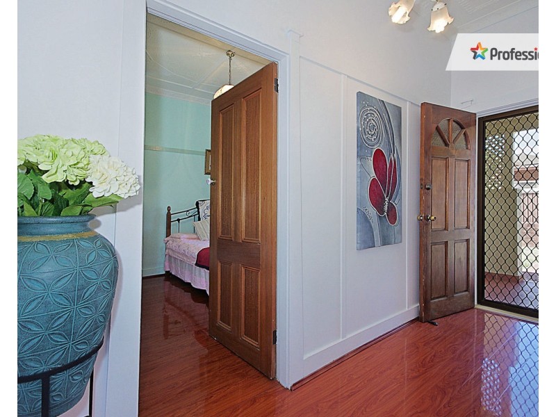 60 Benaroon Road, Lakemba NSW 2195