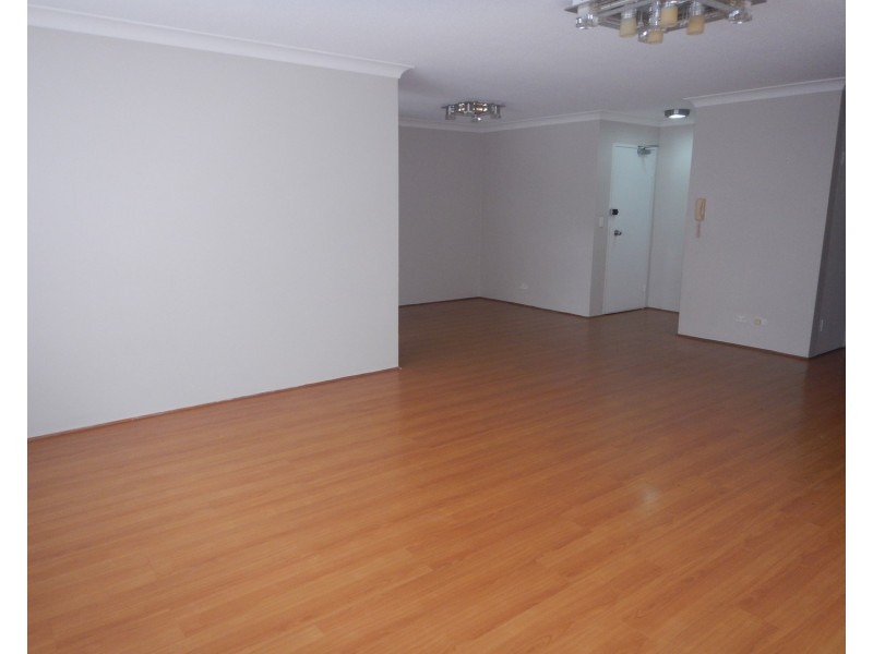 4/125 Meredith Street, Bankstown NSW 2200