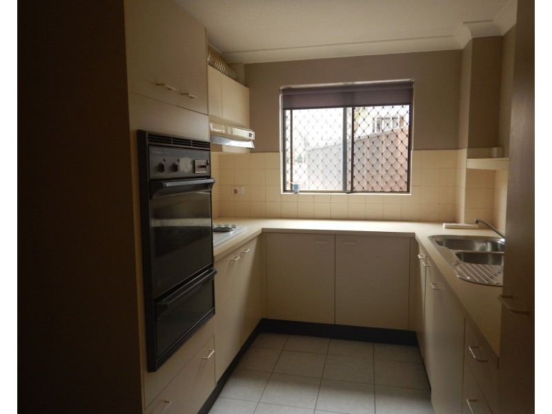 4/125 Meredith Street, Bankstown NSW 2200