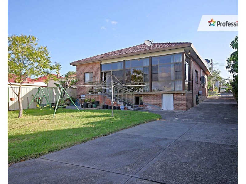 80 Dennis Street, Lakemba NSW 2195