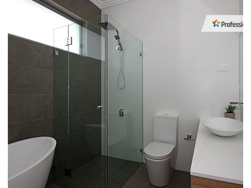 1J Chapel Street, Lakemba NSW 2195