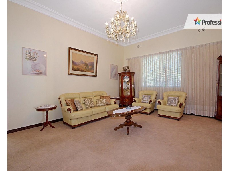 11 Kent Street, Belmore NSW 2192