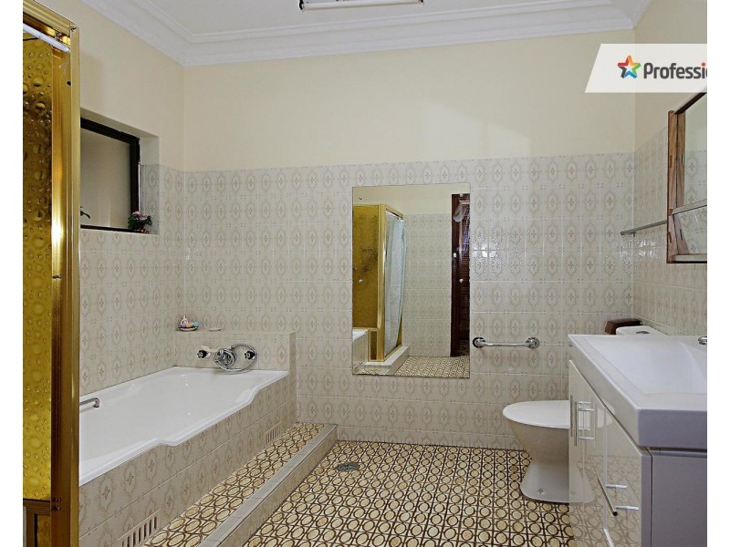 11 Kent Street, Belmore NSW 2192