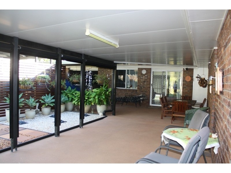 58 Kindara Street, Amity Point QLD 4183