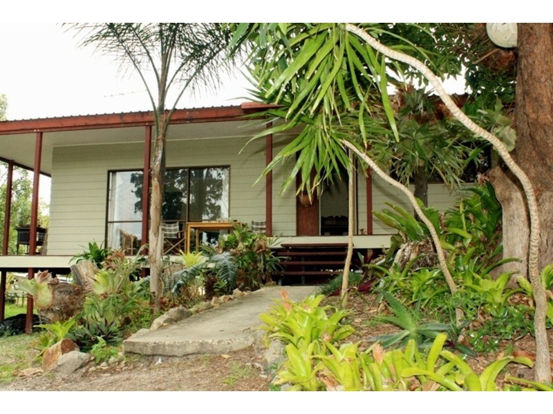 38 Gonzales Street, Amity Point QLD 4183