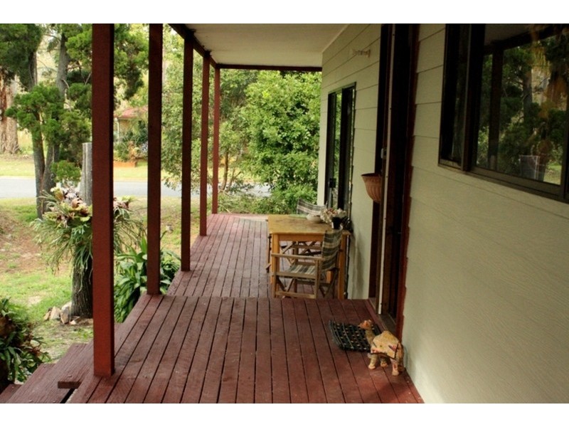 38 Gonzales Street, Amity Point QLD 4183