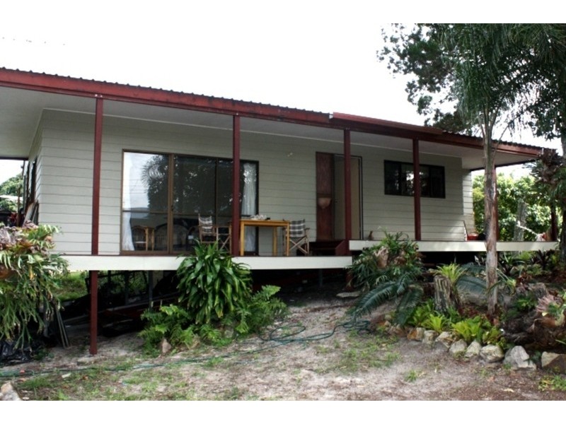 38 Gonzales Street, Amity Point QLD 4183