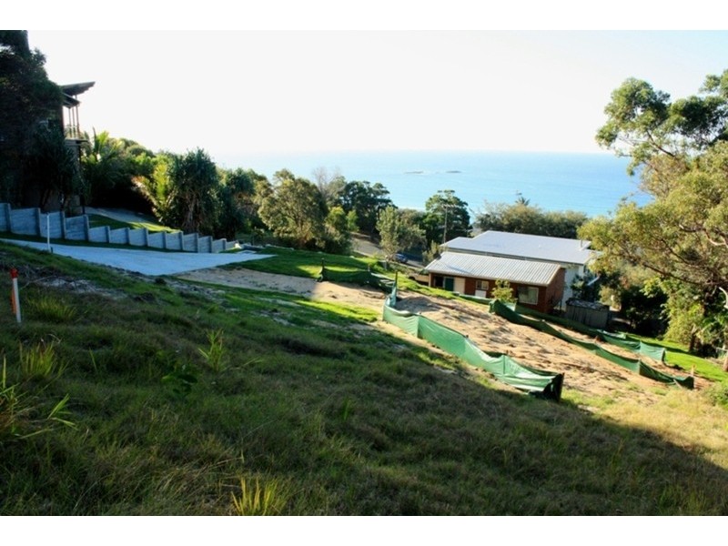 Lot 2/14 Cumming Parade, Point Lookout QLD 4183