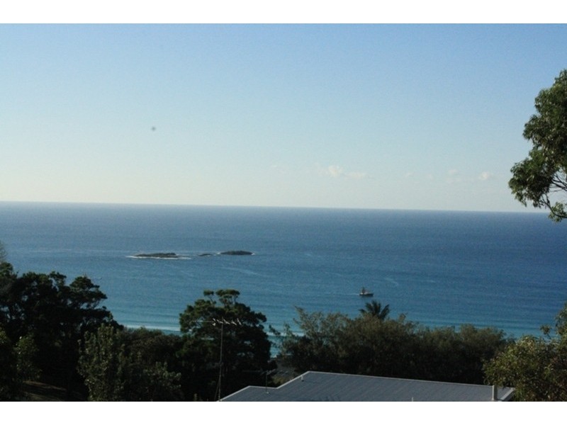 Lot 2/14 Cumming Parade, Point Lookout QLD 4183