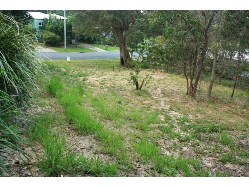 44 Booran Street, Point Lookout QLD 4183